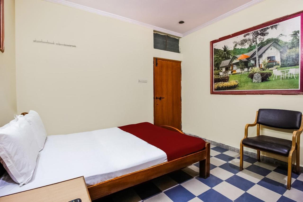 สปอต ออน 37214 คลาสิก ลอดจ์ Hotel ไฮเดอราบัด ภายนอก รูปภาพ