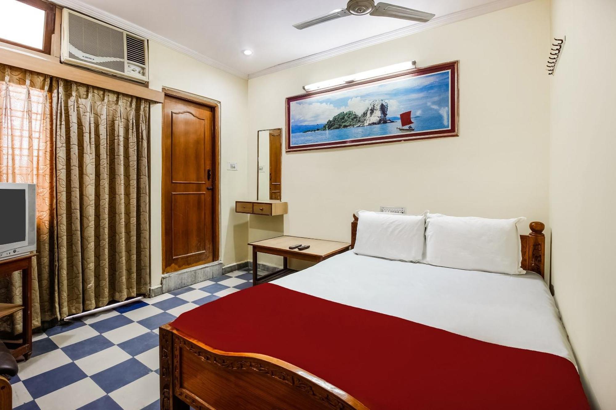 สปอต ออน 37214 คลาสิก ลอดจ์ Hotel ไฮเดอราบัด ภายนอก รูปภาพ